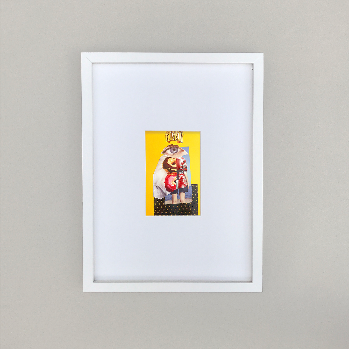 Crown, Eye & Two Donuts